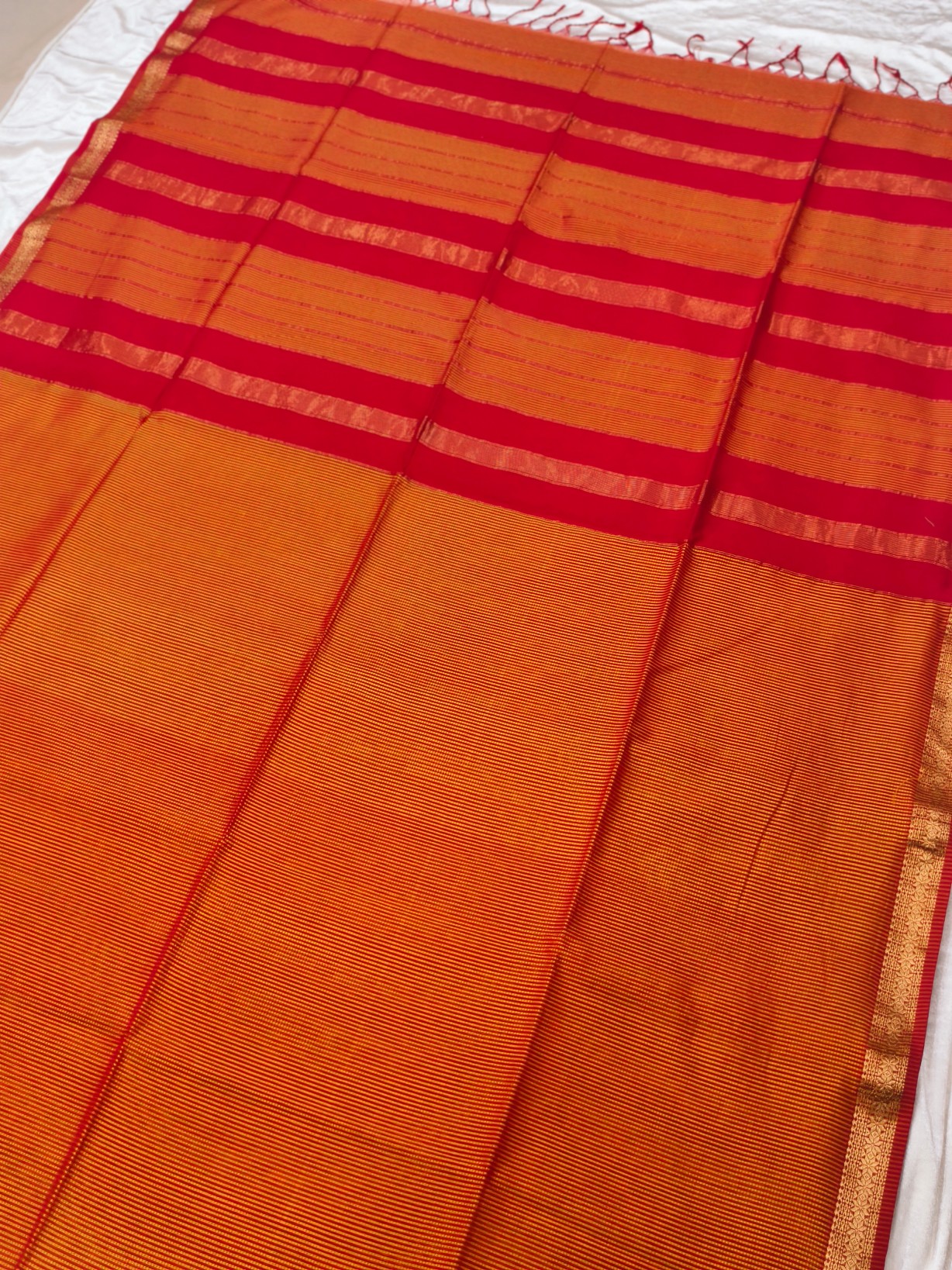 Handloom Garbhareshami Saree - Image 2