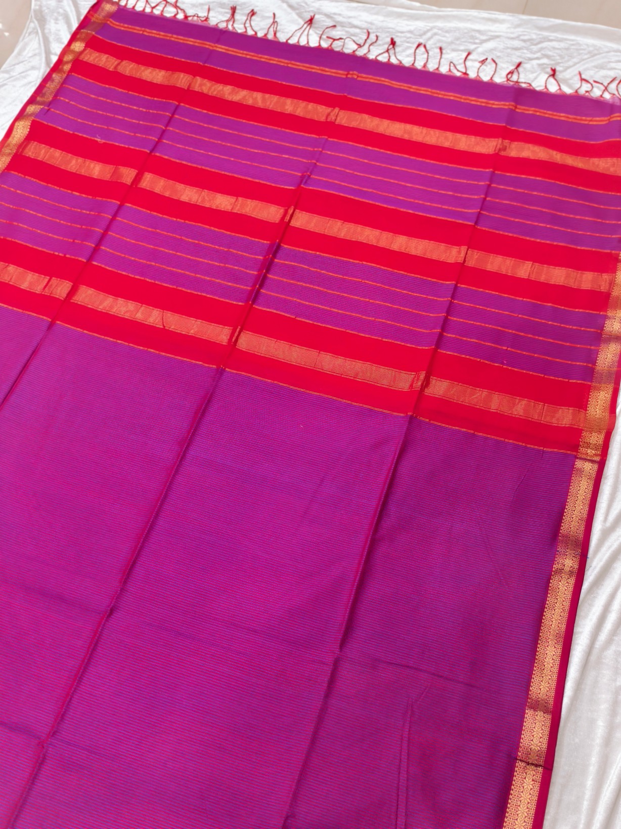 Handloom Garbhareshami Saree - Image 2