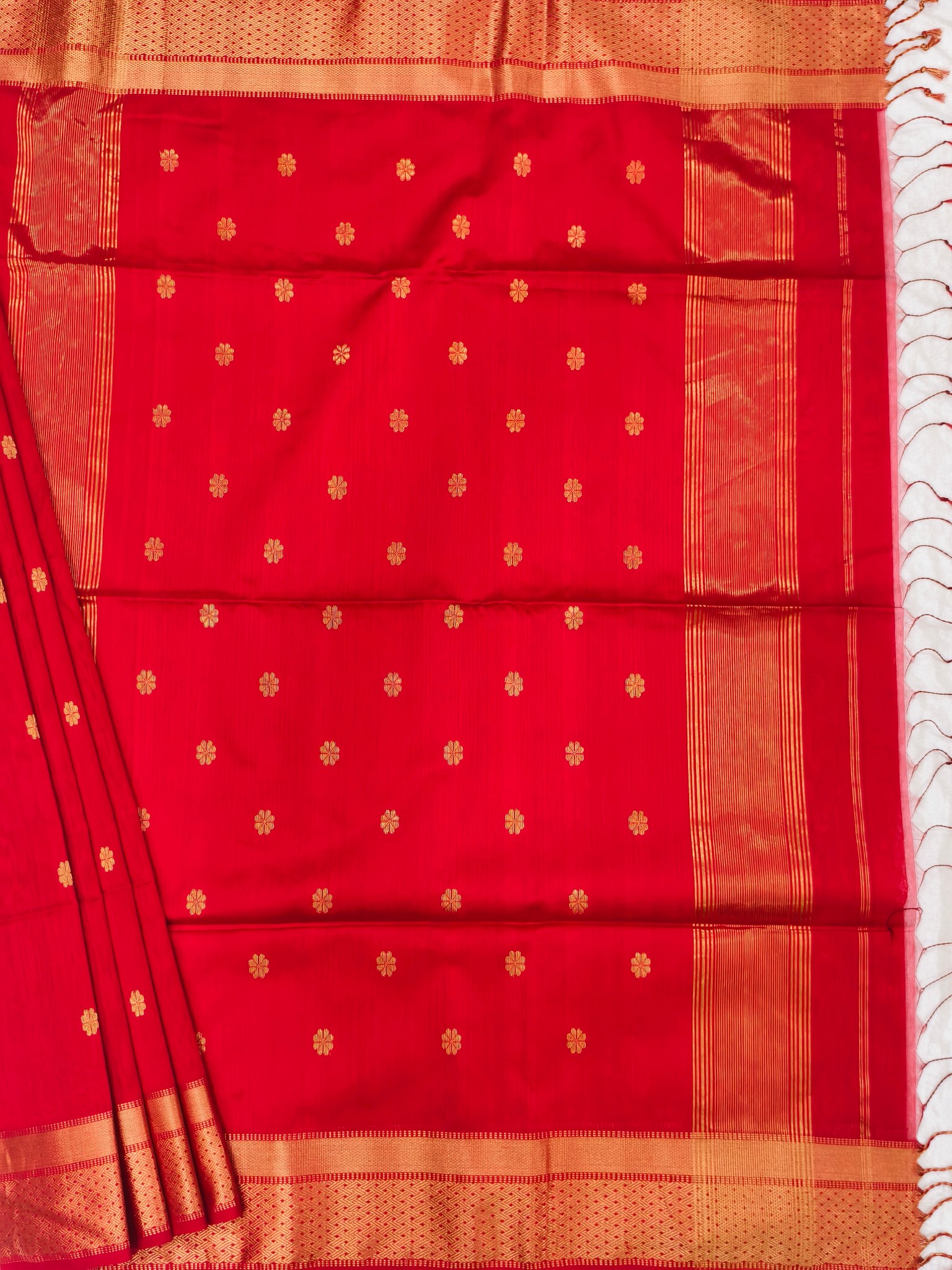 Handloom Maheshwari Saree - Image 4