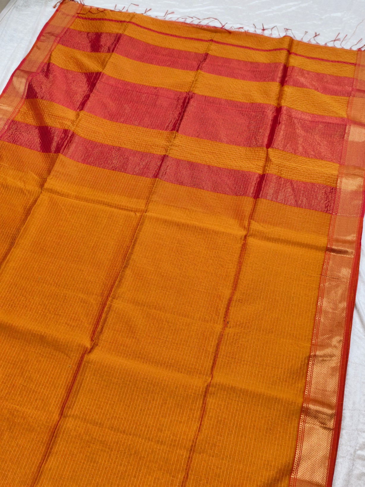 Handloom Maheshwari Saree - Image 3