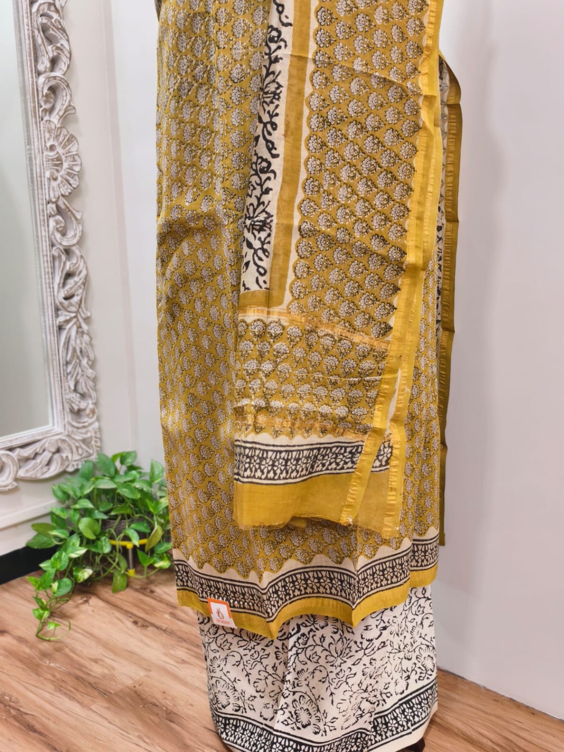 Chanderi Set - Image 3