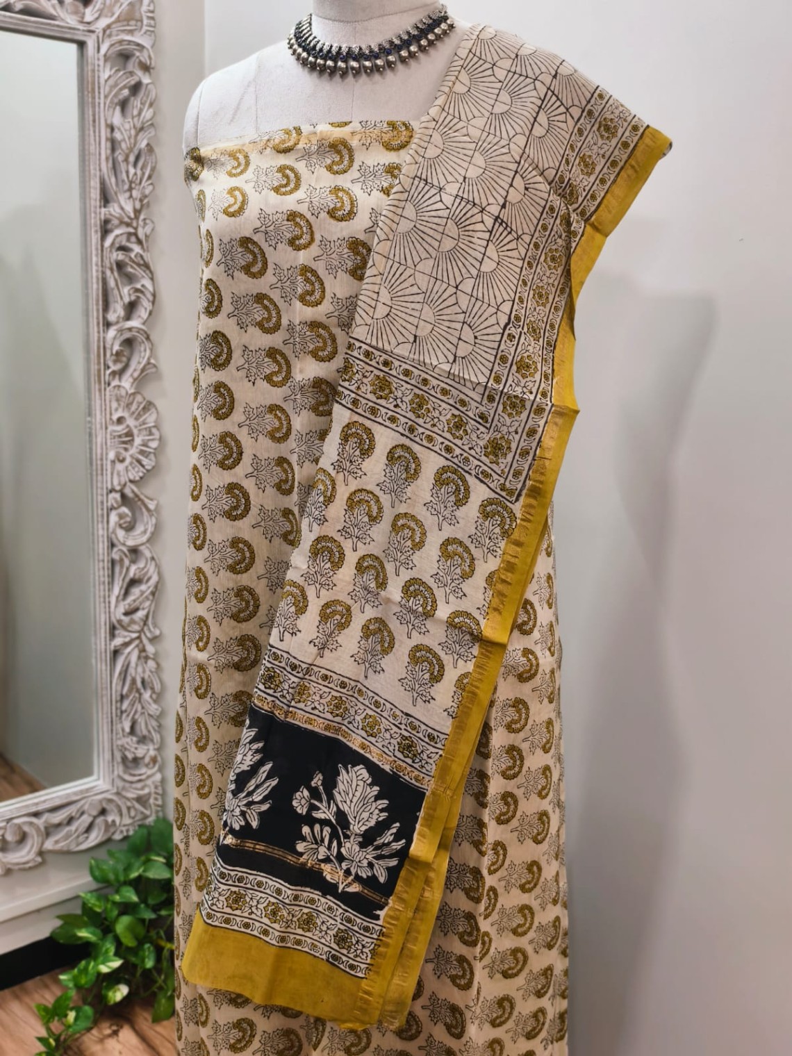 Chanderi Set - Image 6